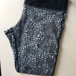 Nike Epic Run Printed Cropped Tights